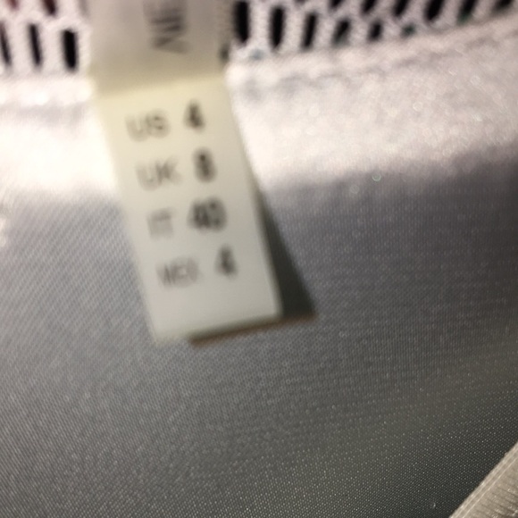 Elie Tahari Full zip shift sleeveless White with green dress Sz 4 - Picture 10 of 10